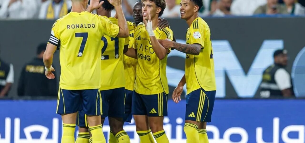 إصابة النجار تبعده 7 أشهر وتدفع جيسوس لمنح راحة