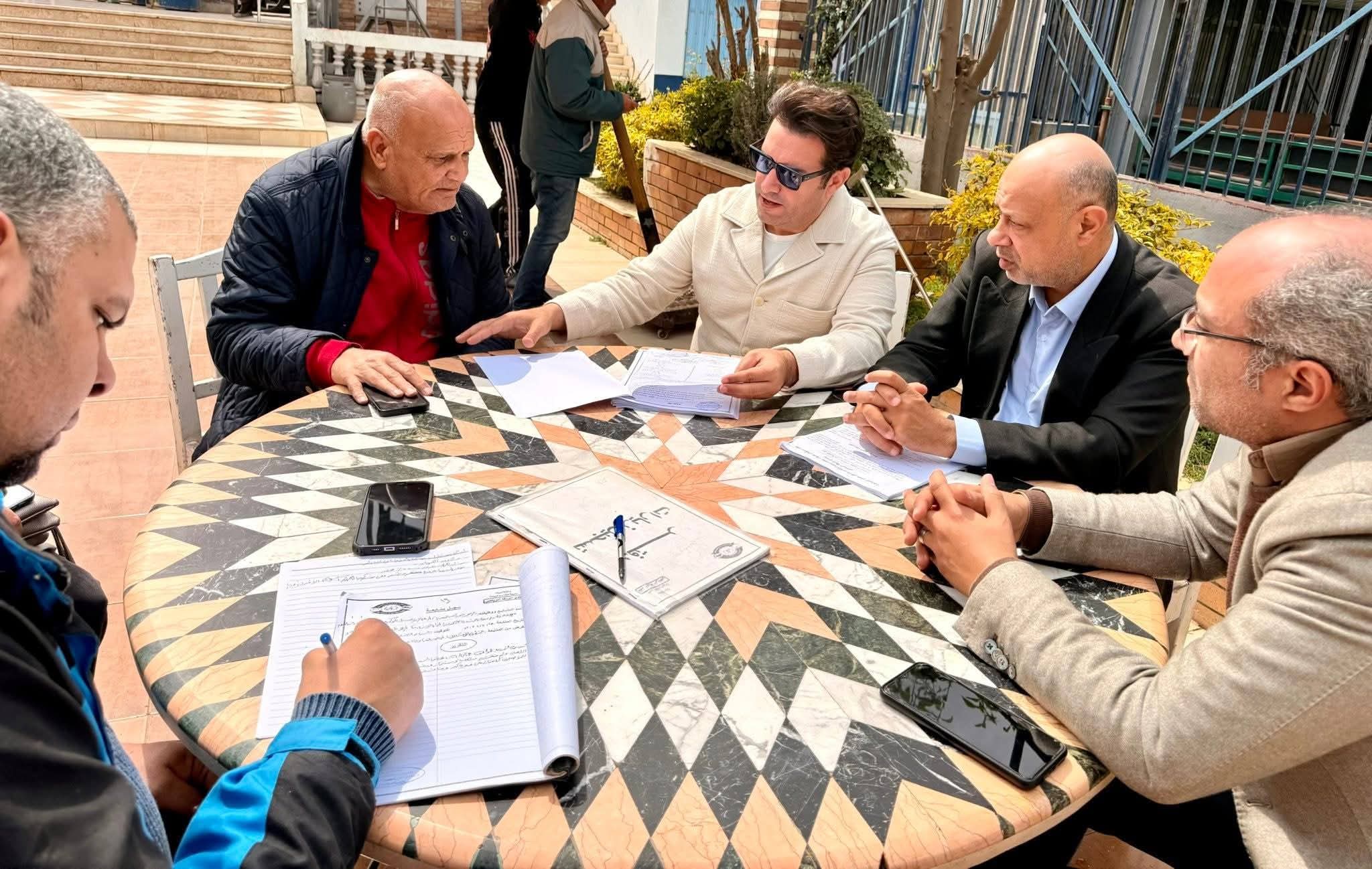 نادي الزرقا.. زيارة مفاجئة تكشف قرارات صارمة