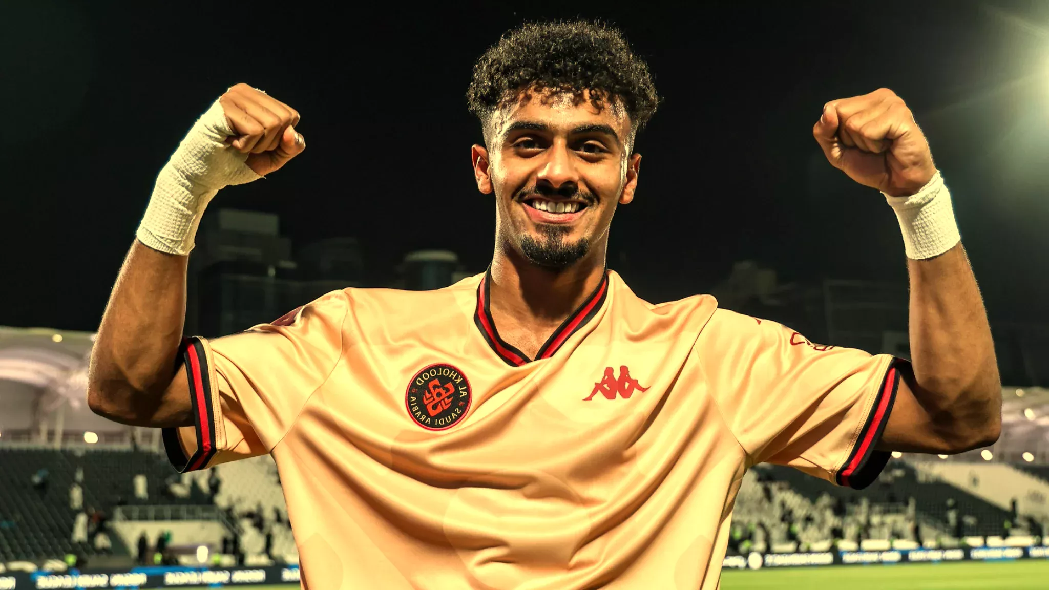 كيف حذر كريستيانو رونالدو عبدالعزيز العليوة من أخطاء الشعر