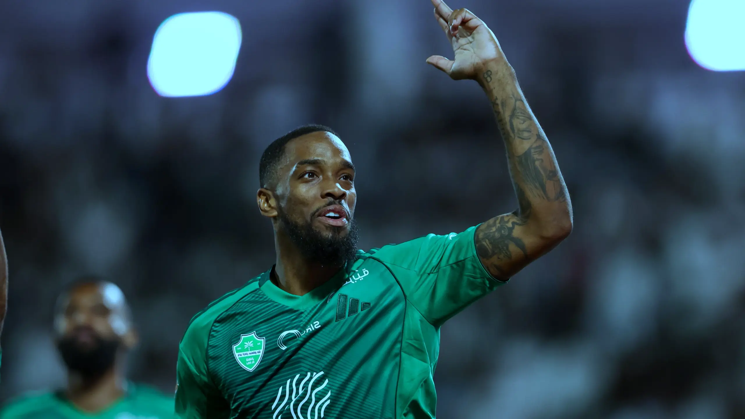 ماذا يعني تعادل الأهلي مع الفيحاء في دوري روشن السعودي؟