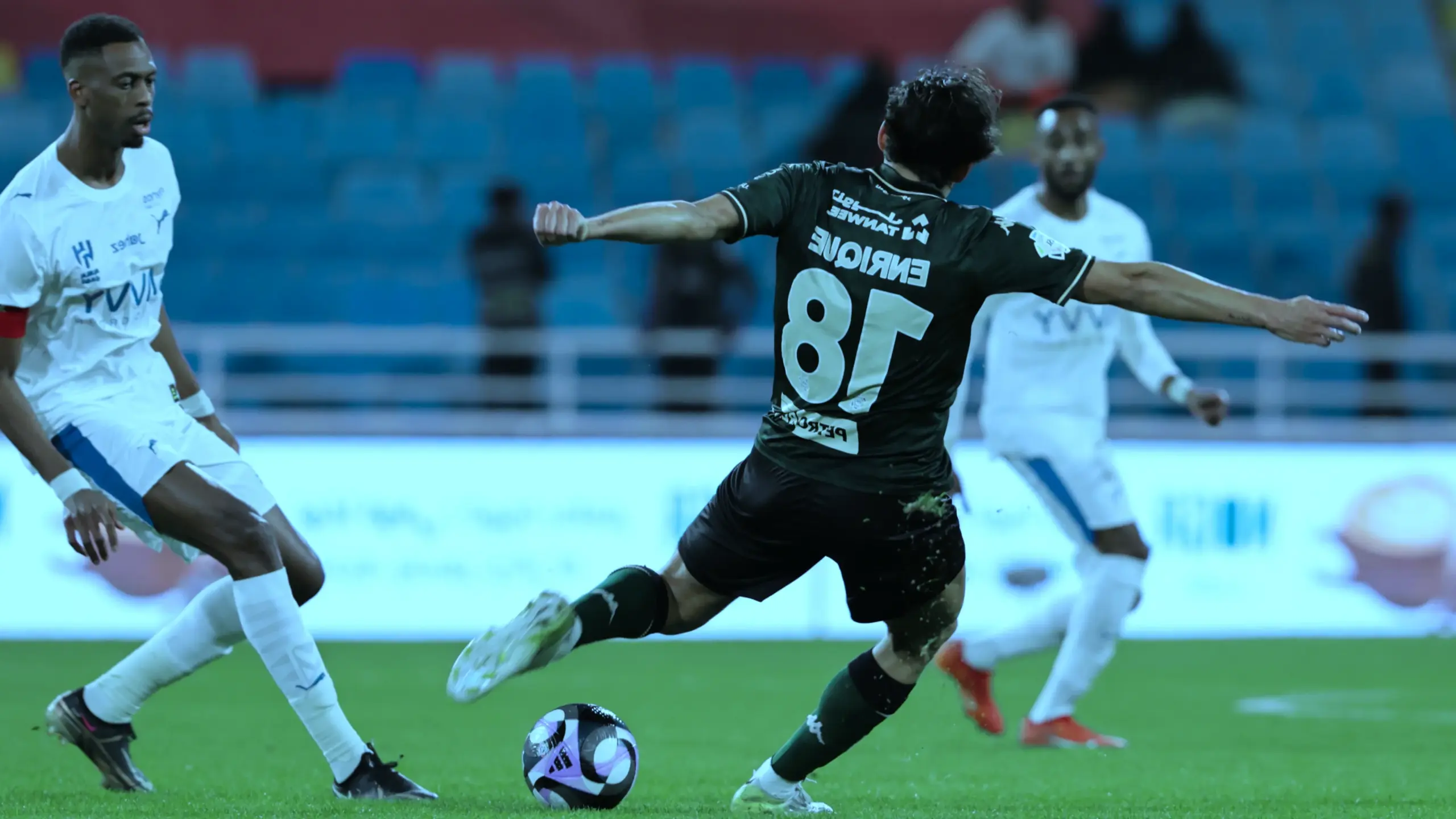 ما الذي ينتظر الهلال والخلود في بروفة النهائي؟