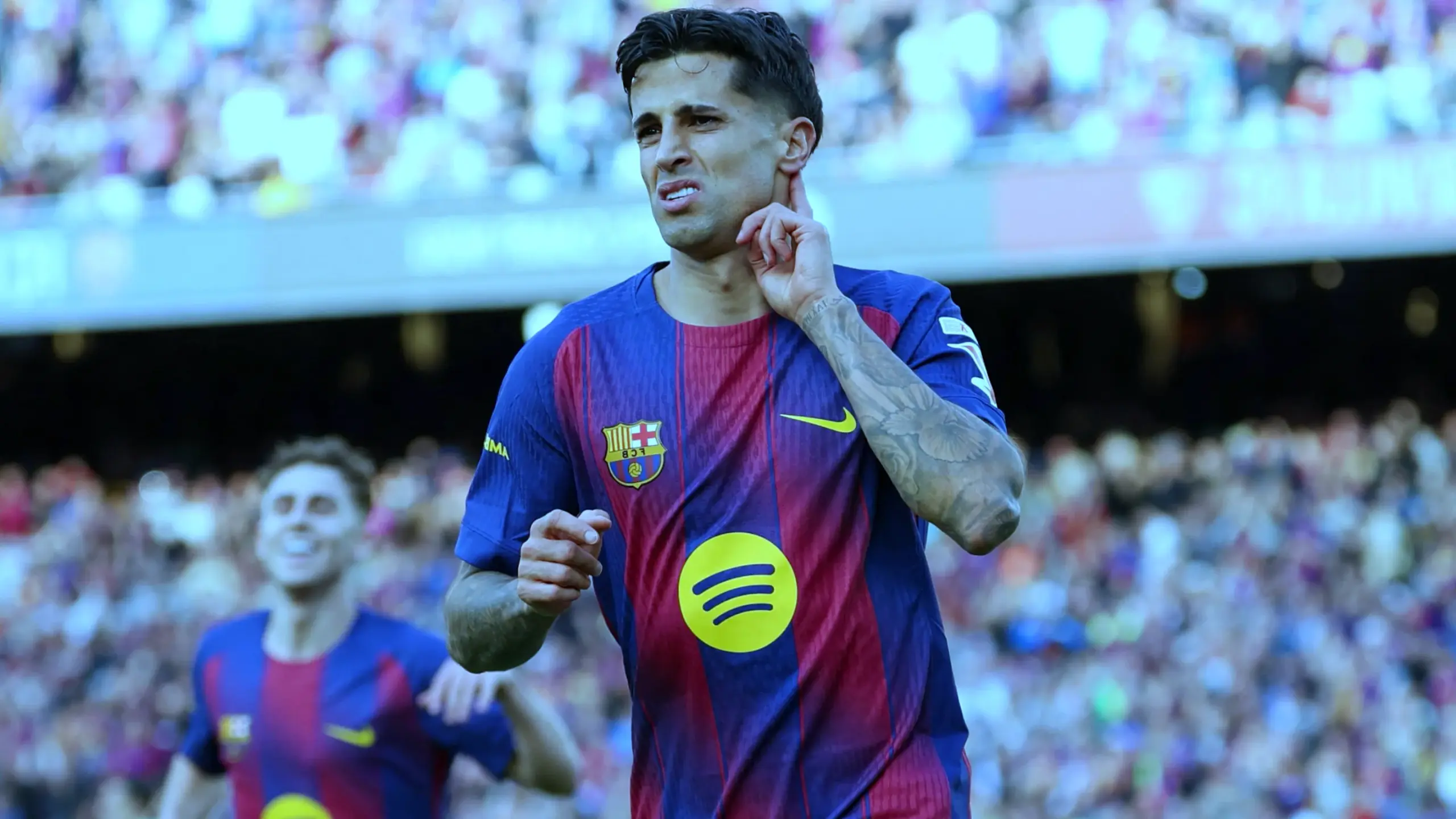 ماذا يريد برشلونة من كانسيلو؟ واضطراب الهلال في الميركاتو