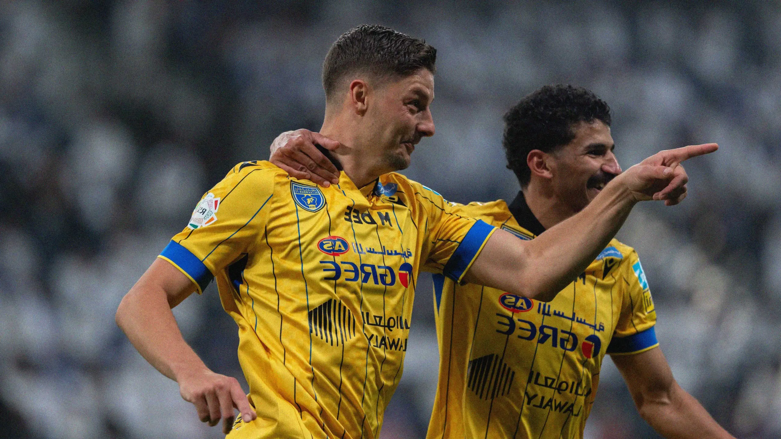 ماذا حدث في ملعب المملكة أرينا؟ الهلال يثبت قوته في مواجهة التعاون