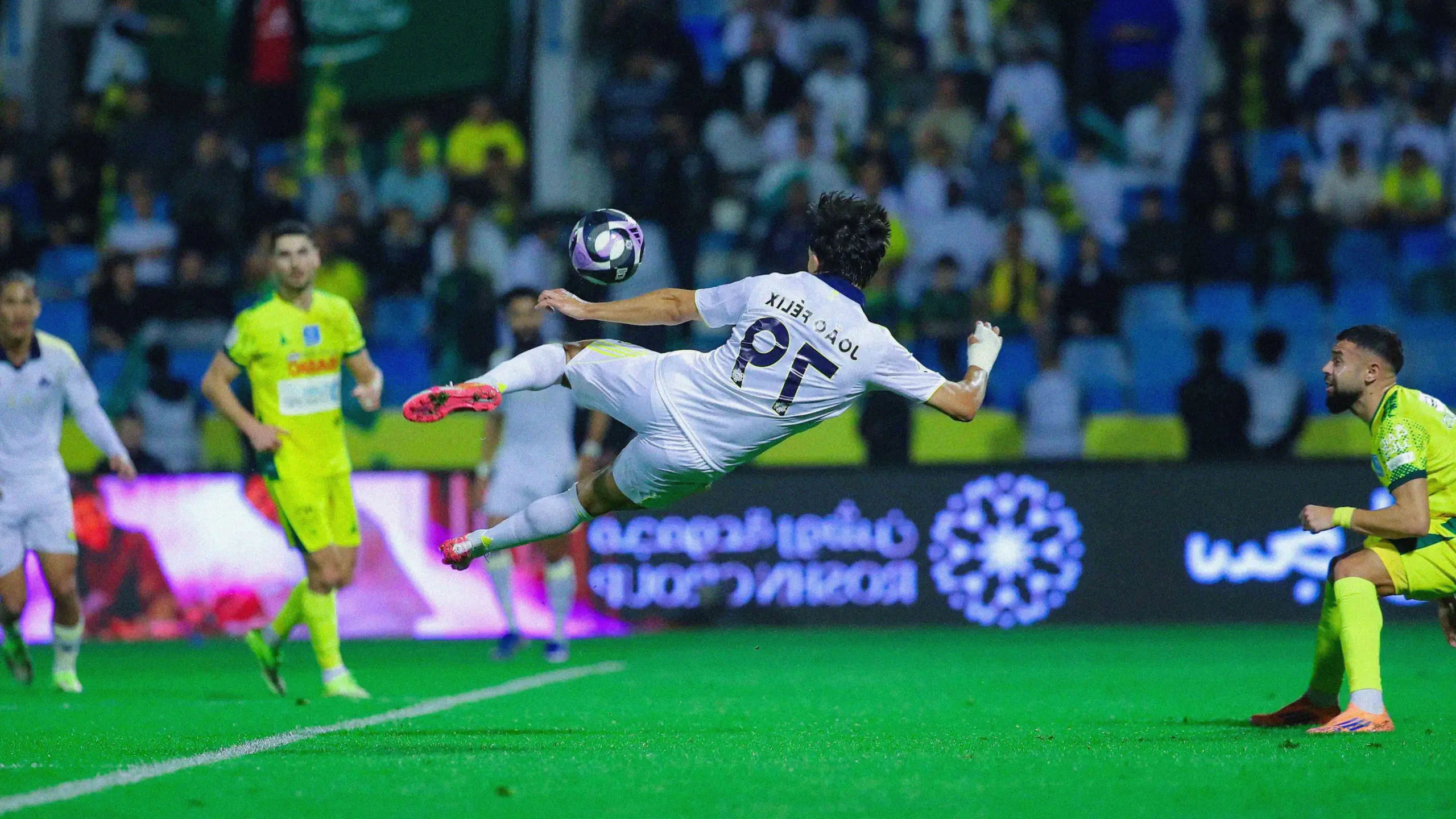 ماذا يحدث إذا استمر جواو فيلكس في إثارة الاهتمام في الدوري السعودي؟