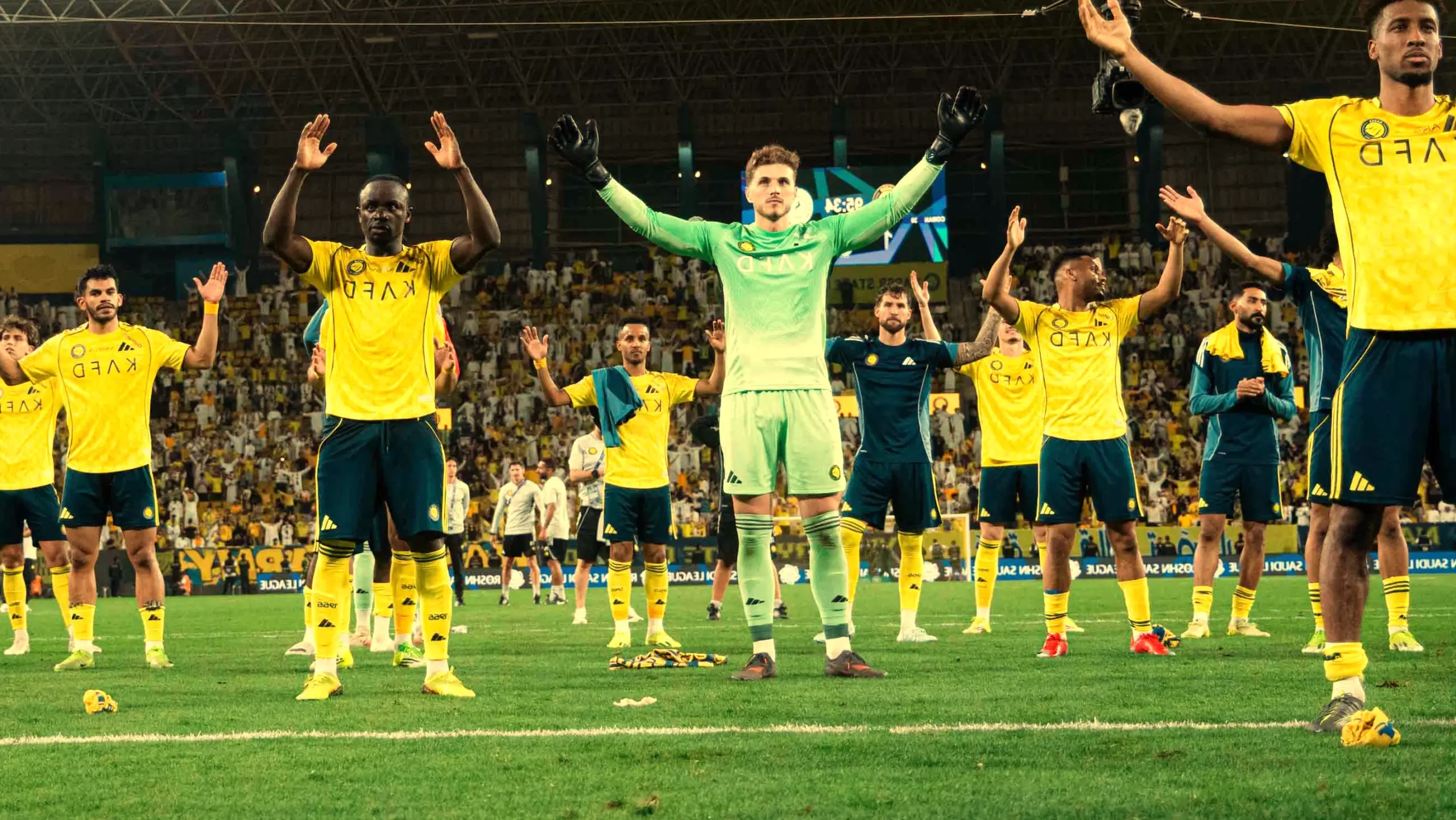 ماذا ينتظر الأهلي والهلال والقادسية في المباريات المتبقية؟