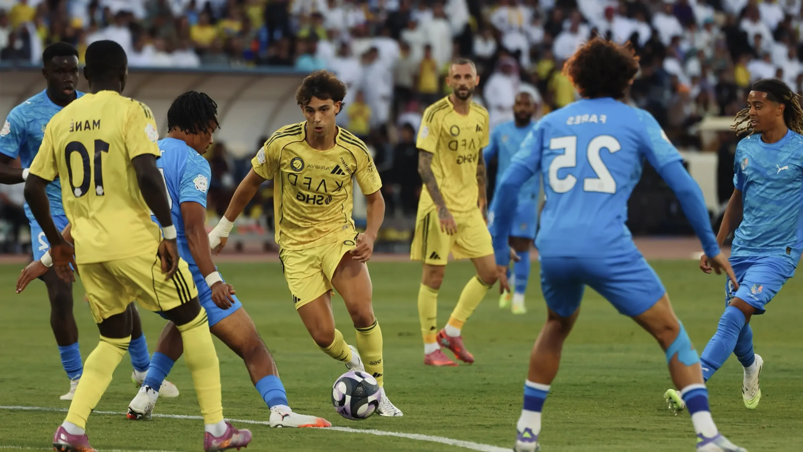 لماذا يعتبر الفوز أمام النصر فرصة حاسمة لنيوم في دوري روشن السعودي