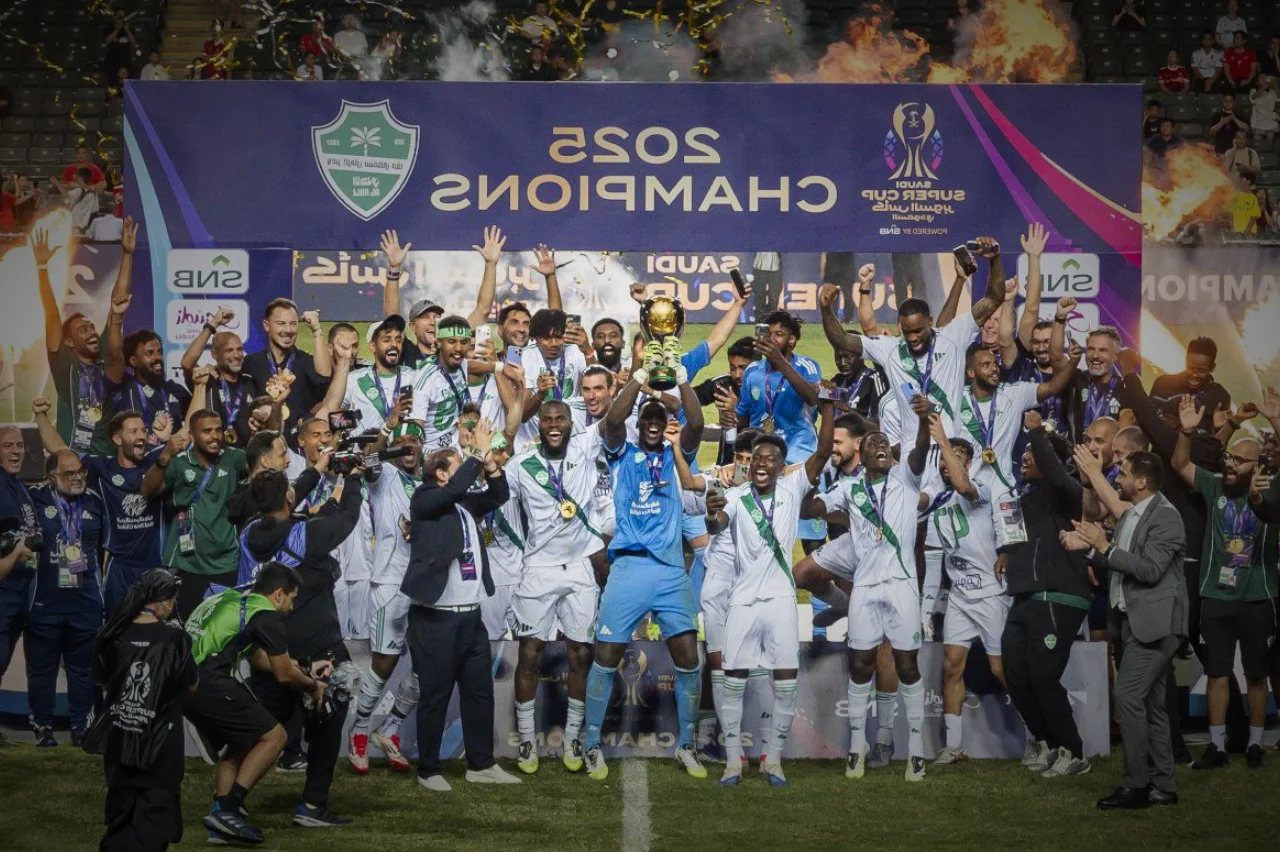 ما هو سر نجاح الأهلي في الأدوار النهائية؟