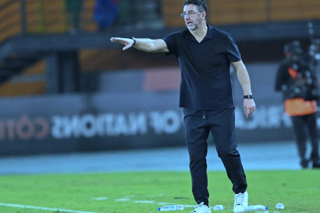 ماذا قال روي فيتوريا عن الوصل قبل مواجهة النصر في ربع نهائي دوري أبطال آسيا؟