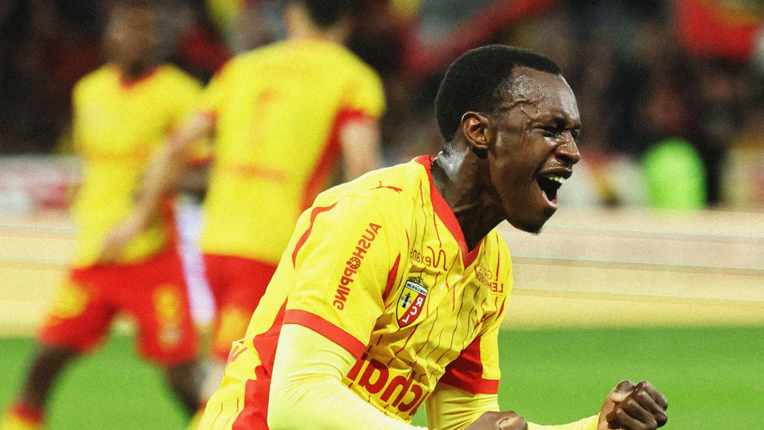 ماذا يخطط سعود عبد الحميد بعد إعلانه عدم عودته إلى السعودية؟