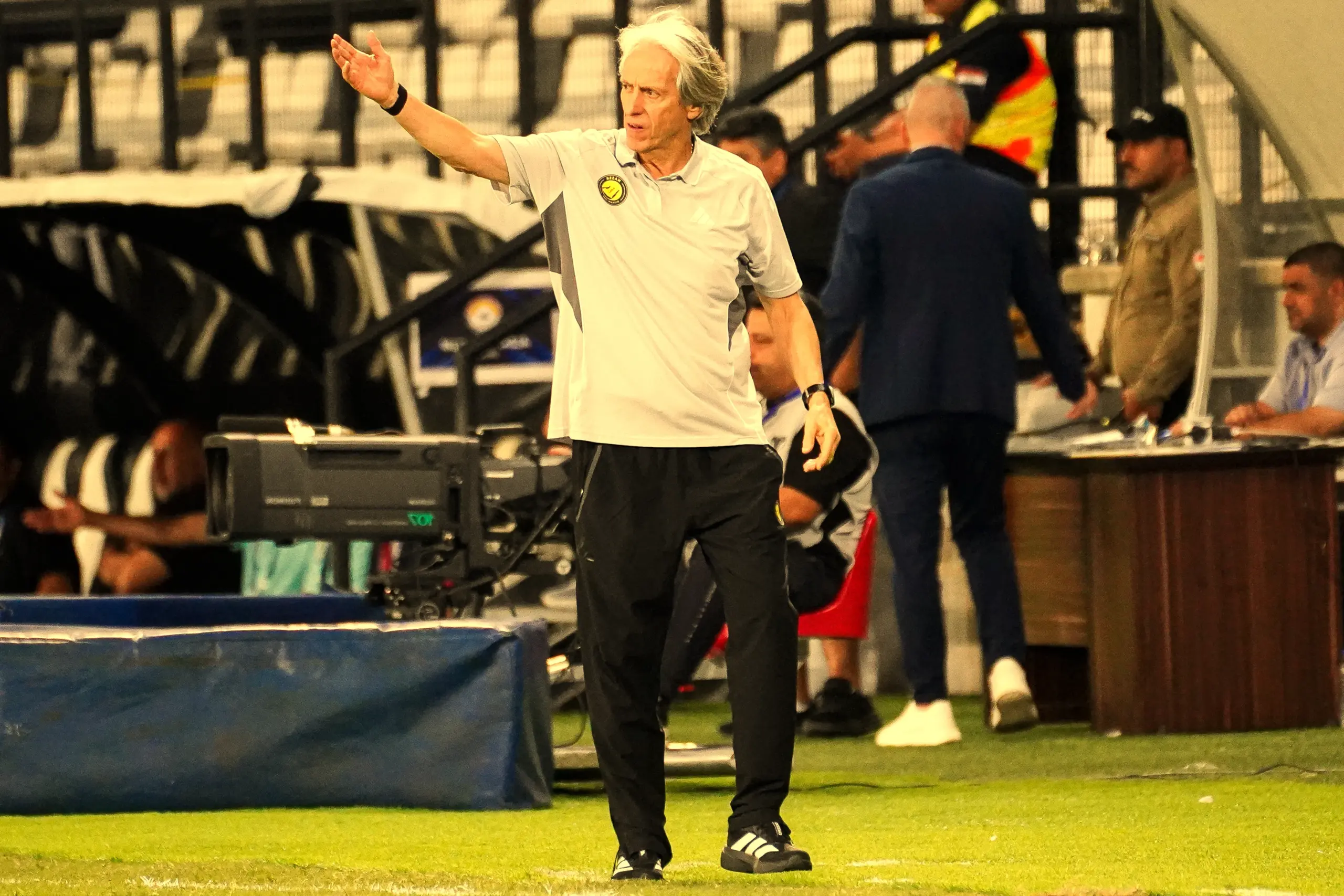 كيف ستعيد المنشآت الحديثة والنجوم الكبار تشكيل المشهد الرياضي؟