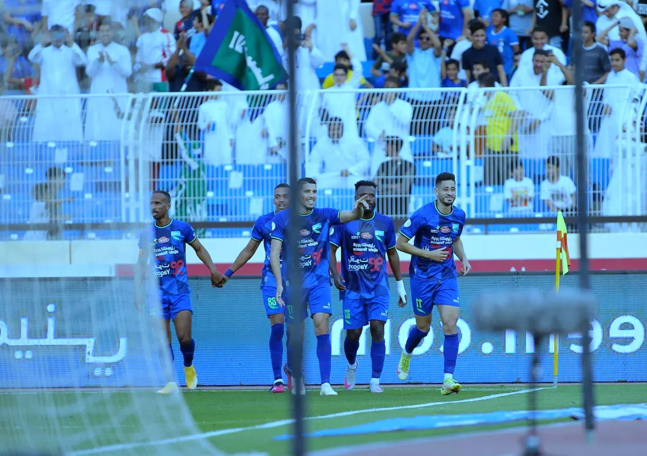 المهلة الأخيرة التي تهدد بفقدان الفتح لركيزته الجزائرية