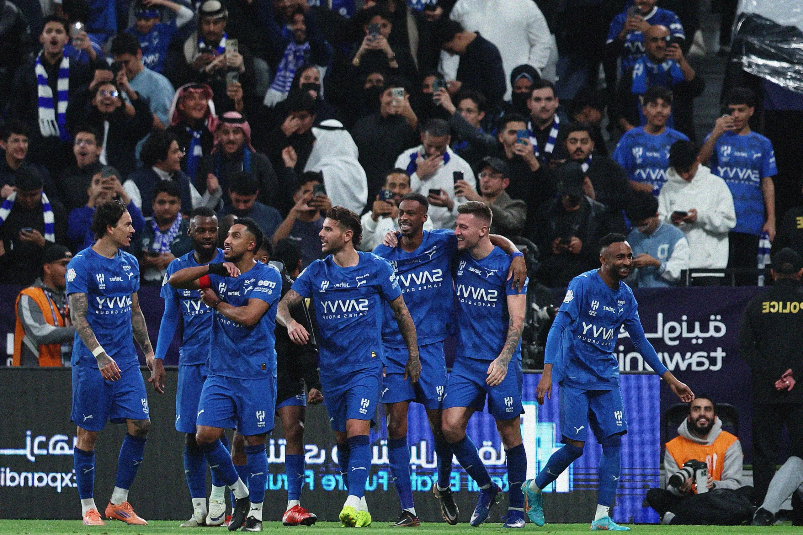 الموعد الذي يخشاه الهلال لإصابة نجمه في الكاحل قبل المباريات الحاسمة