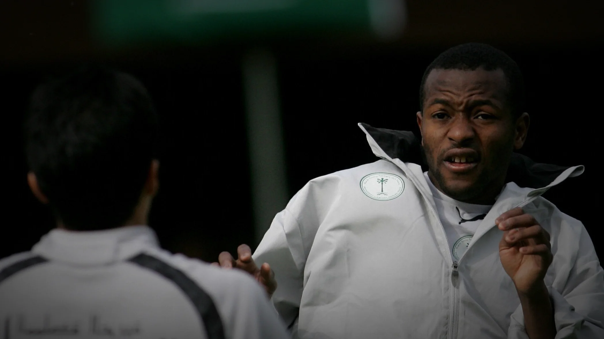 تجربة مالك معاذ مع الأهلي: اتهامات ومشاكل وآثار سلبية