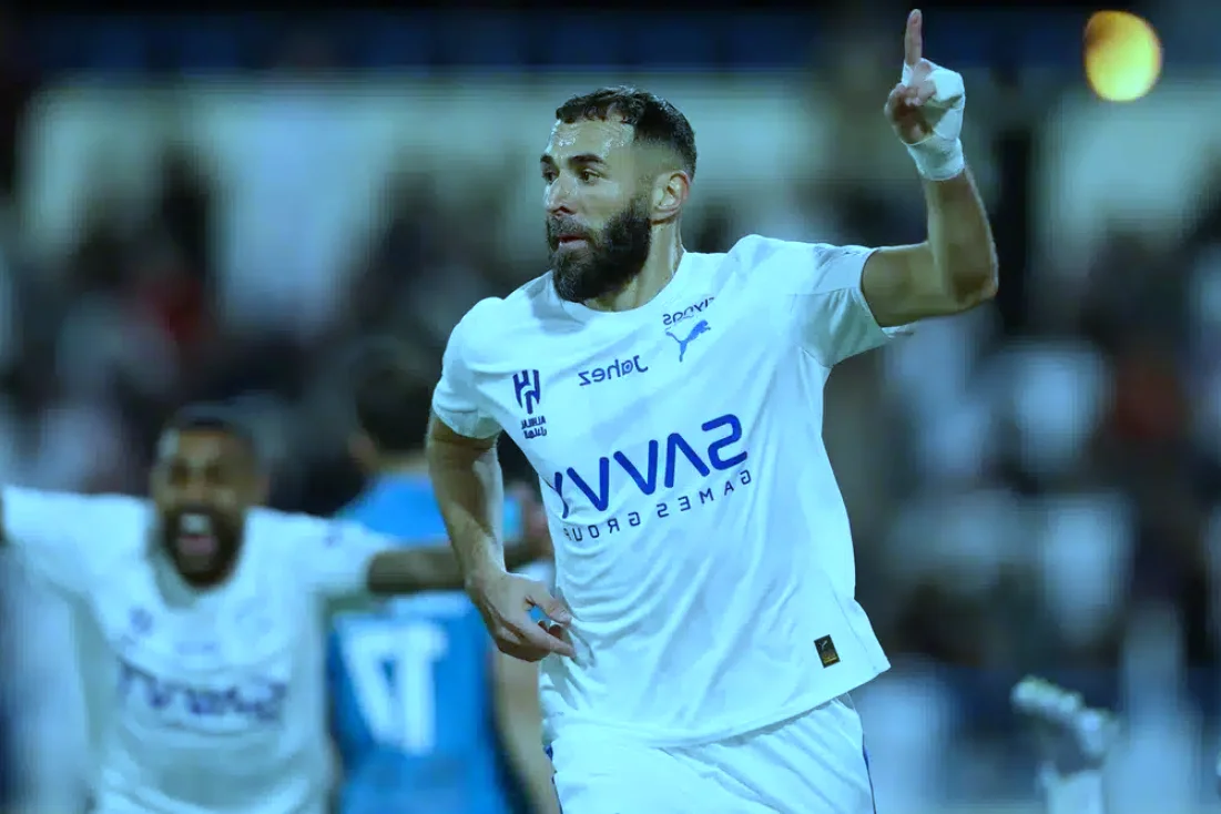 ما الذي ينتظر الهلال في مباراة الخلود؟