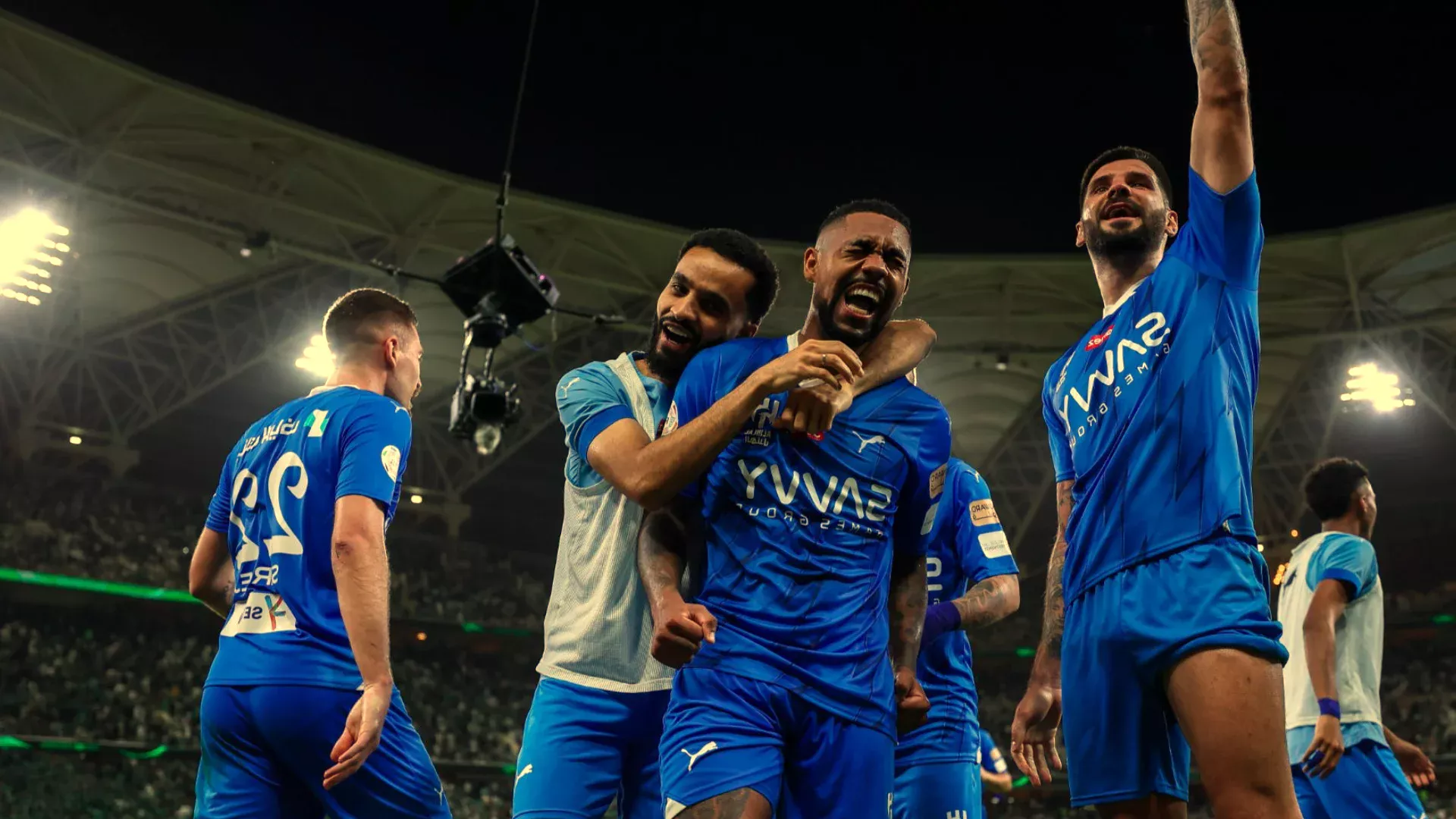 لماذا يهتم الأمير وليد بن طلال بنادي الهلال؟