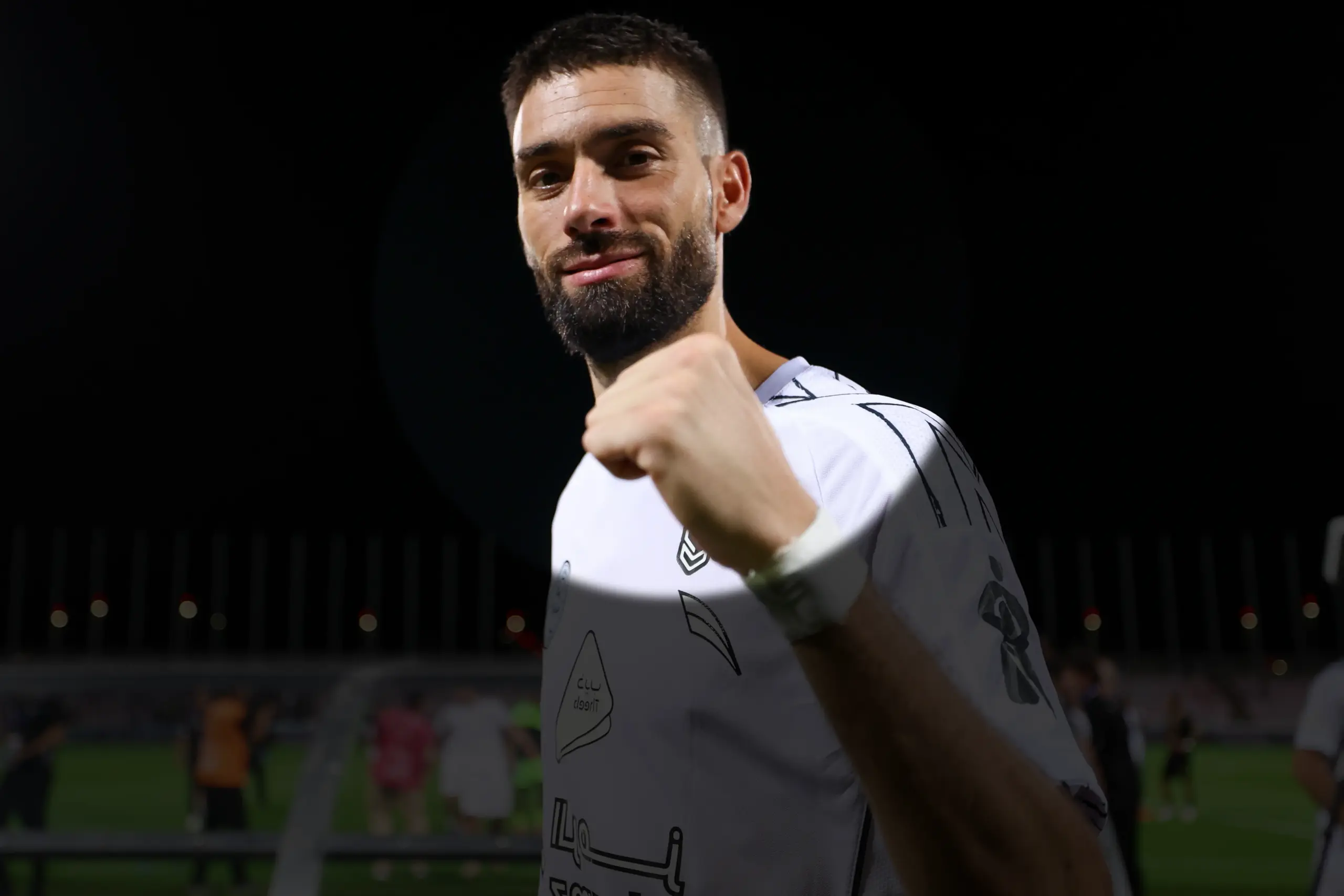 الرقم القياسي التاريخي الذي ينتظر النجم البلجيكي في مواجهة الرياض